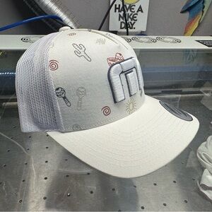 Travis Matthew FIESTA Trucker Hat with southwest vibes. Brand New